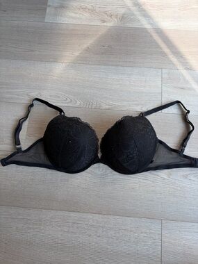 Victoria's Secret Black Lace Push-Up Bra with Sheer Sides | 32DDD